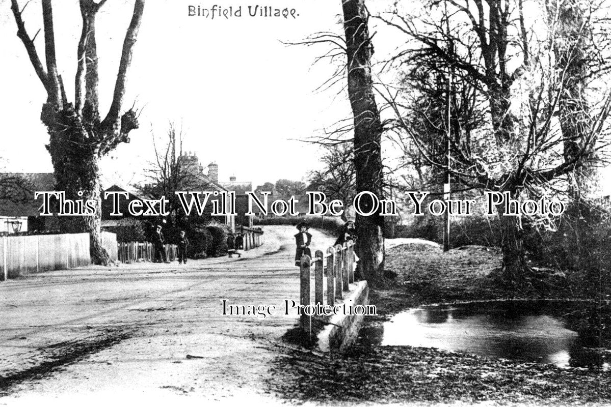 BK 1738 - Binfield Village, Berkshire