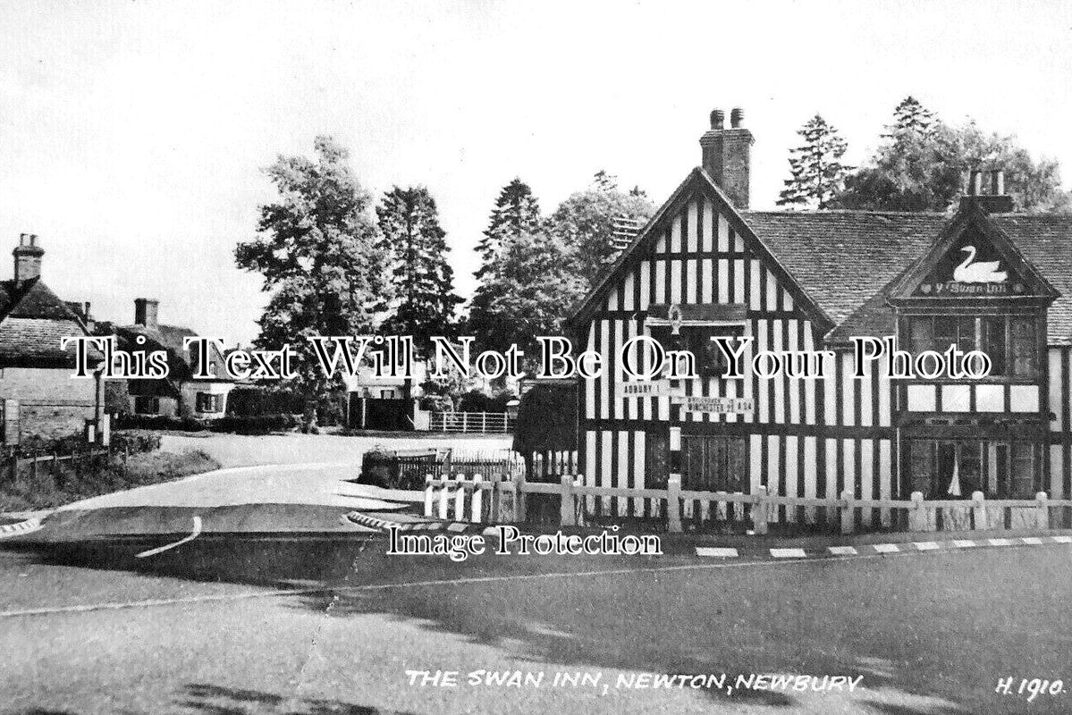 BK 1743 - The Swan Inn, Newton, Newbury, Berkshire c1935