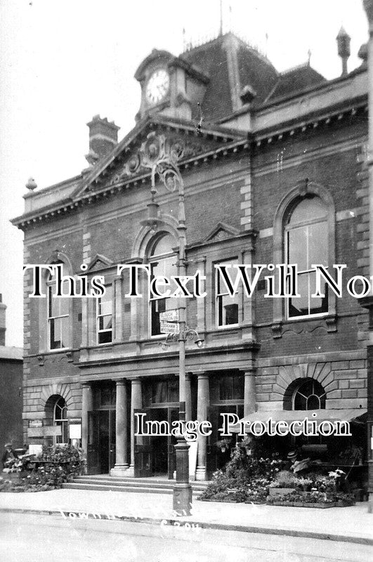 BK 1786 - Maidenhead Town Hall, Berkshire c1905