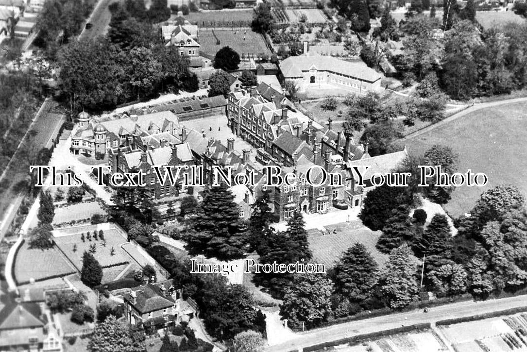 BK 1794 - Queen Annes School, Caversham, Berkshire