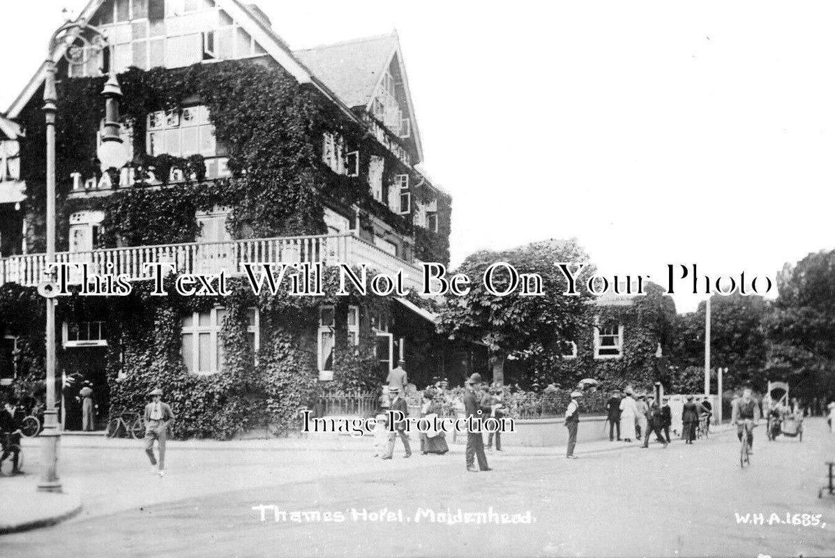BK 1833 - Thames Hotel, Maidenhead, Berkshire