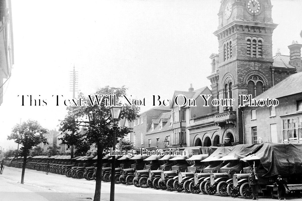 BK 1937 - Military Lorrys, High Street, Hungerford, Berkshire WW1