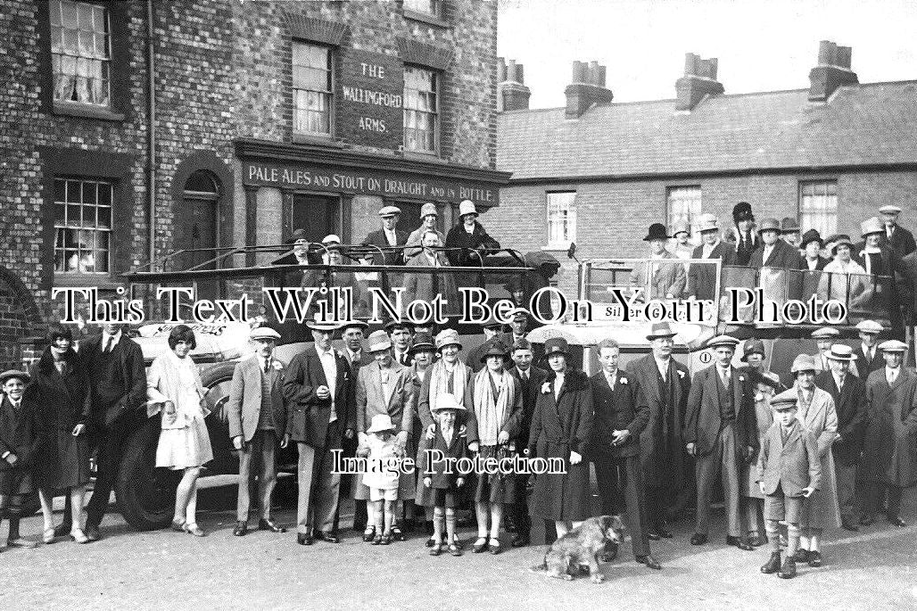 BK 2037 - The Wallingford Arms Pub, Berkshire c1928
