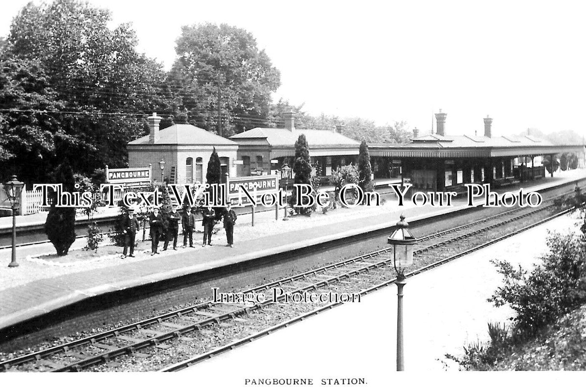 BK 2147 - Pangbourne Railway Station, Berkshire