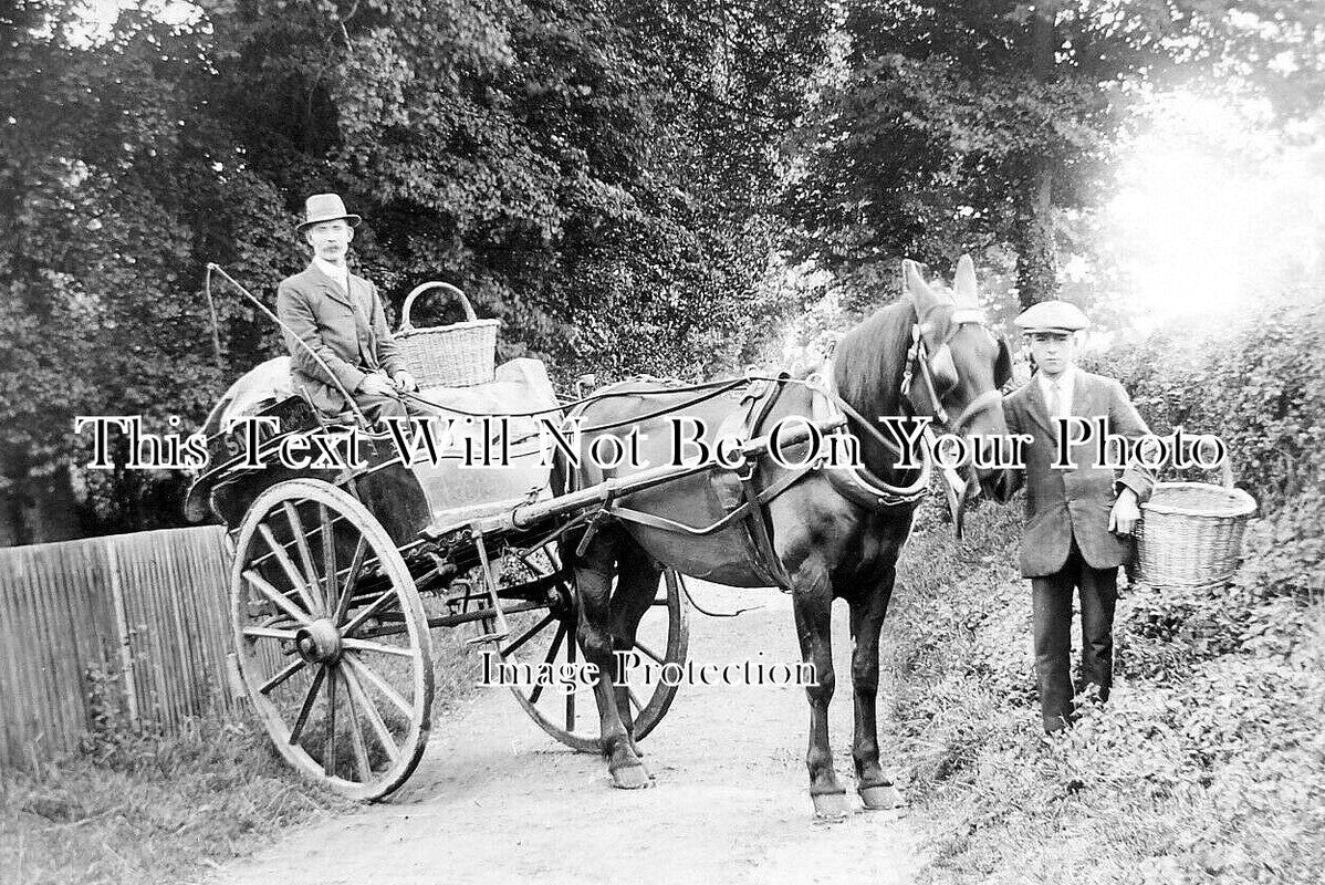 BK 2240 - Baker Smith Of Newbury, Berkshire