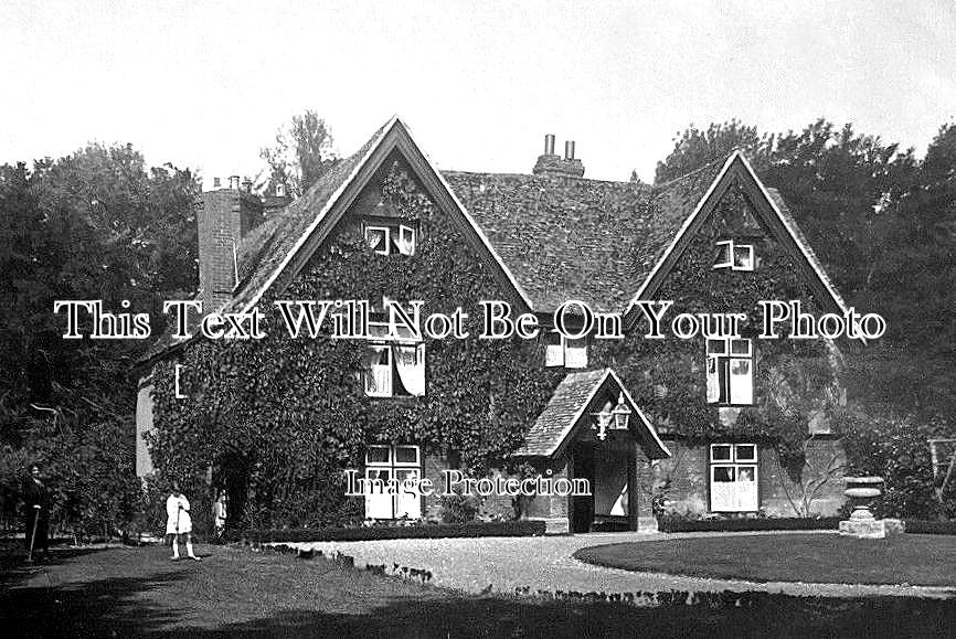 BK 2361 - The Old Manor, Letcombe Regis, Berkshire