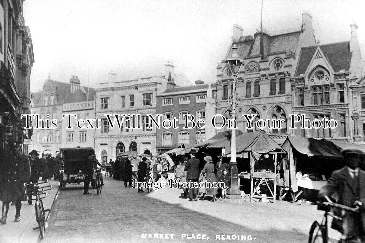 BK 2420 - Market Place, Reading, Berkshire