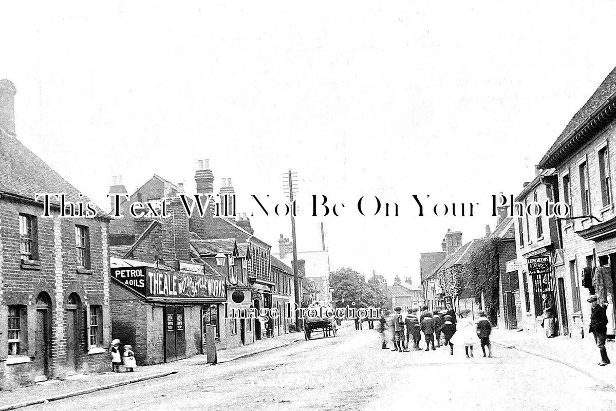 BK 2578 - Theale, Berkshire