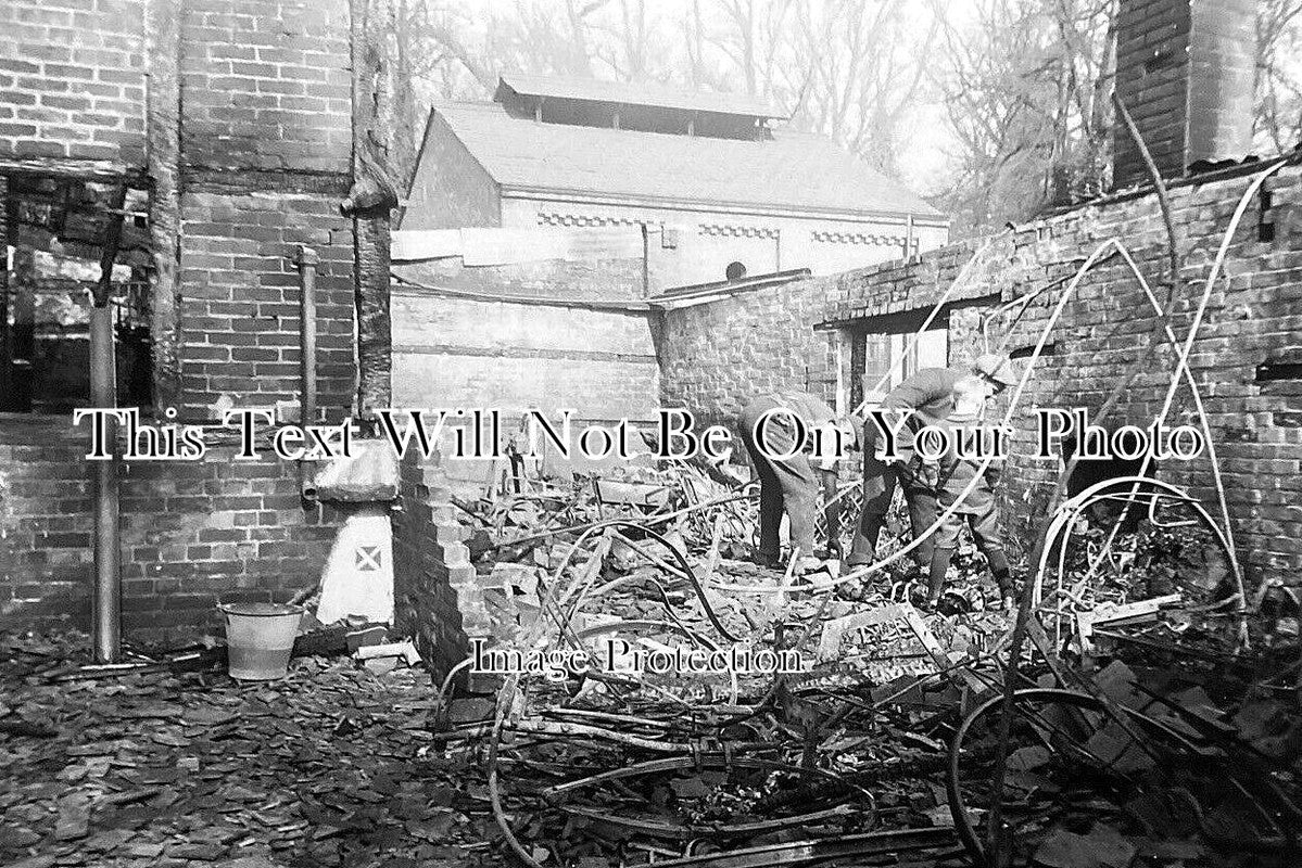 BK 2593 - Stable Fire, Abingdon, Berkshire c1908