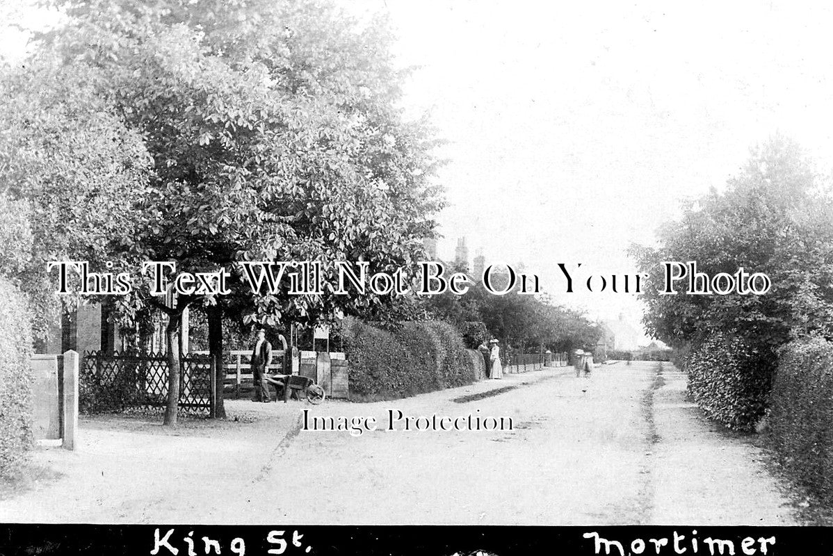 BK 2606 - King Street, Mortimer, Berkshire c1909