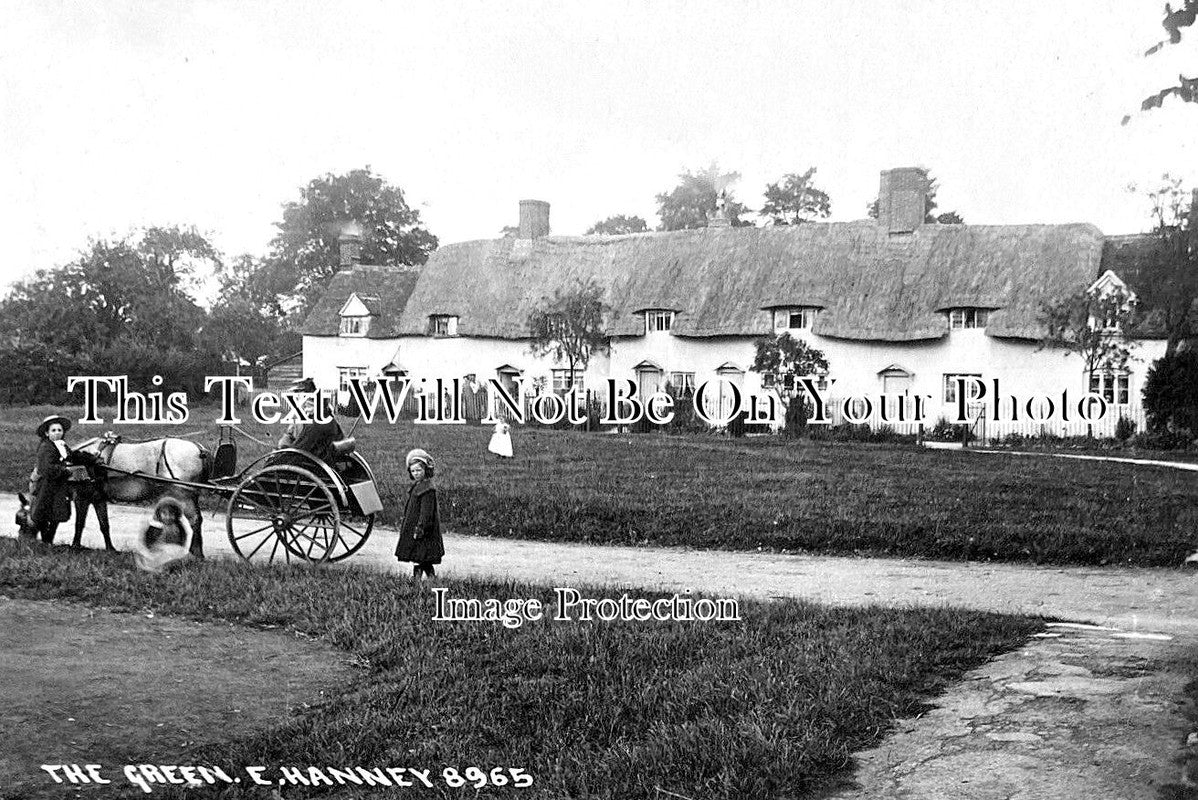 BK 2695 - The Green, East Hanney, Berkshire