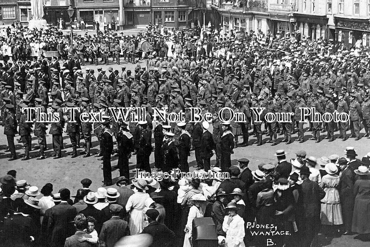 BK 2703 - Military Parade At Wantage, Berkshire