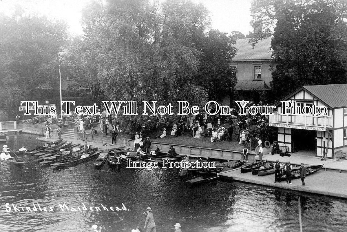 BK 2759 - Skindles, Maidenhead, Berkshire