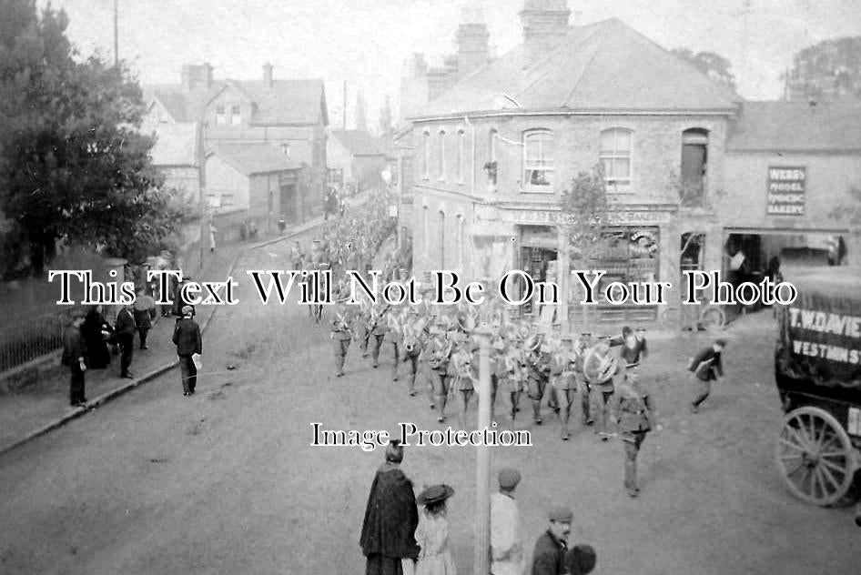BK 28 - Twyford, Berkshire c1905 - Band Procession & Webbs Bakery