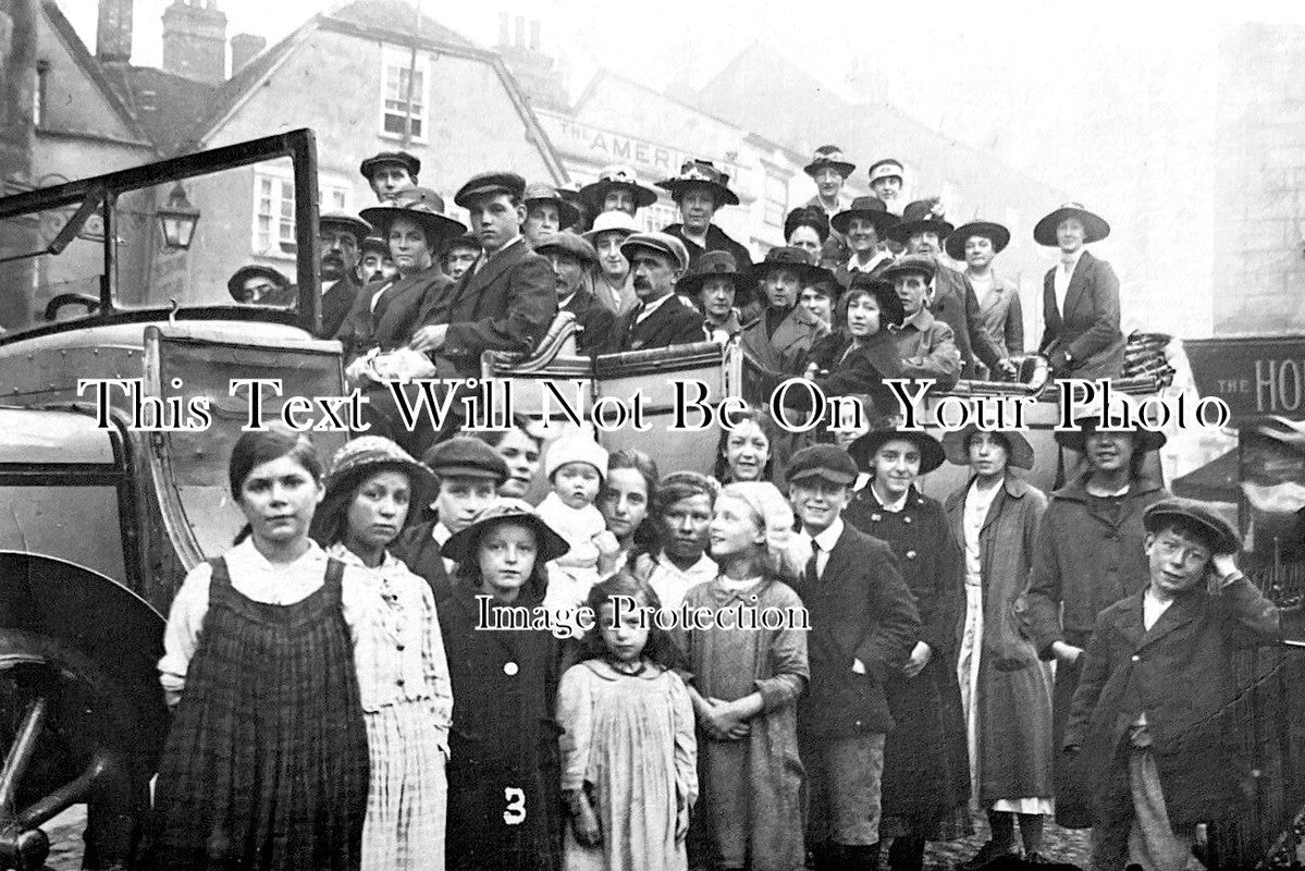 BK 2805 - Charabanc At Abingdon, Berkshire