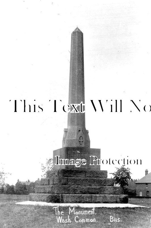 BK 2825 - The Falkland Monument, Wash Common, Newbury, Berkshire