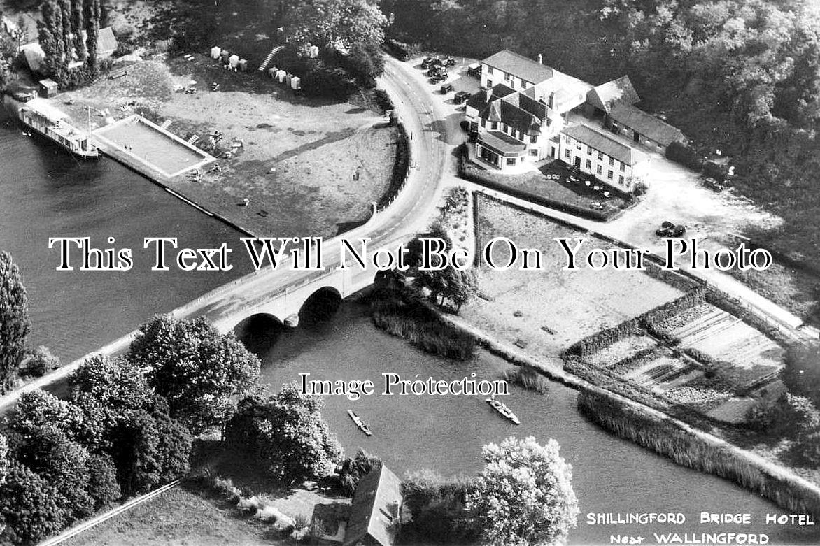 BK 2875 - Shillingford Bridge Hotel, Wallingford, Berkshire