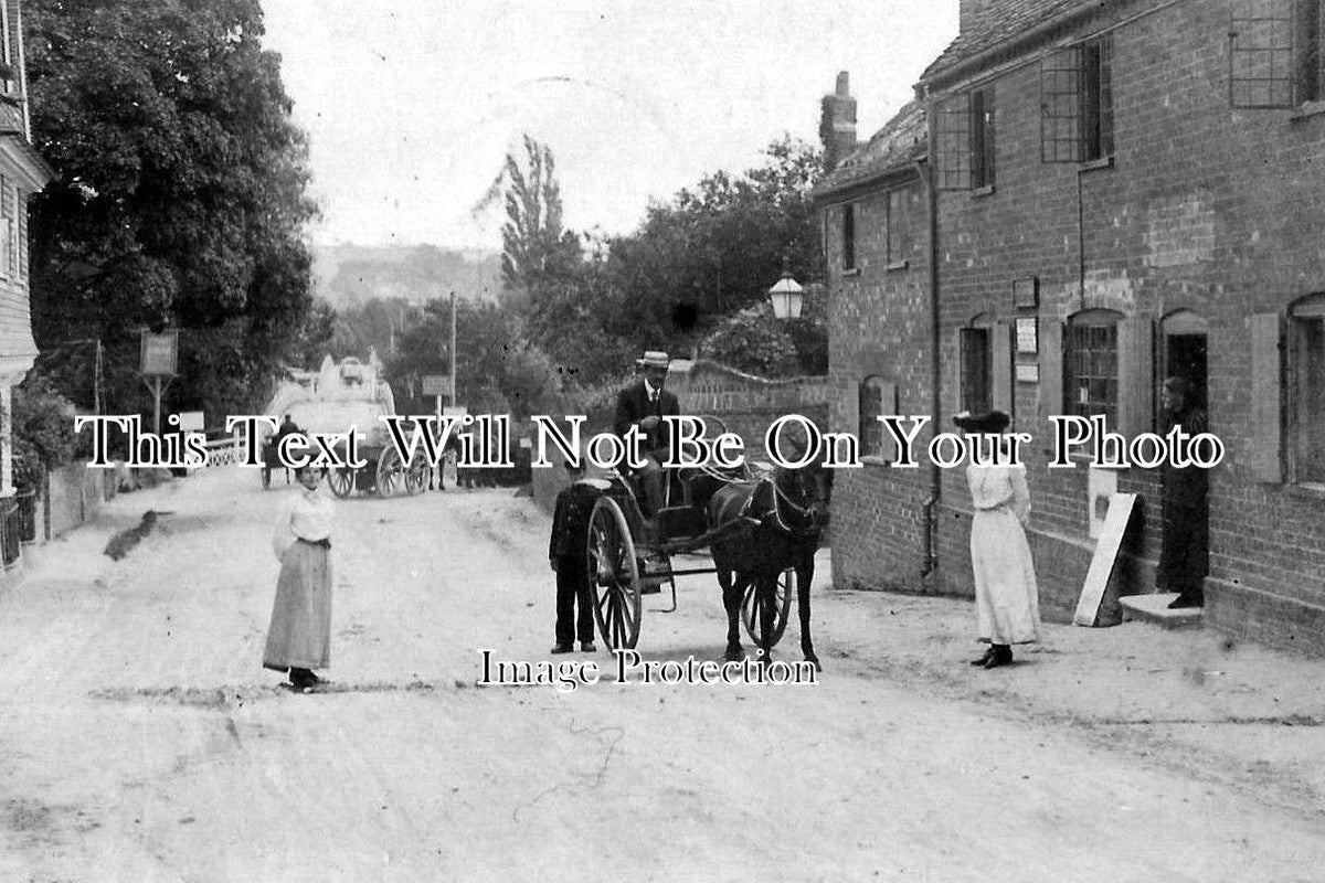 BK 350 - Streatley, Berkshire