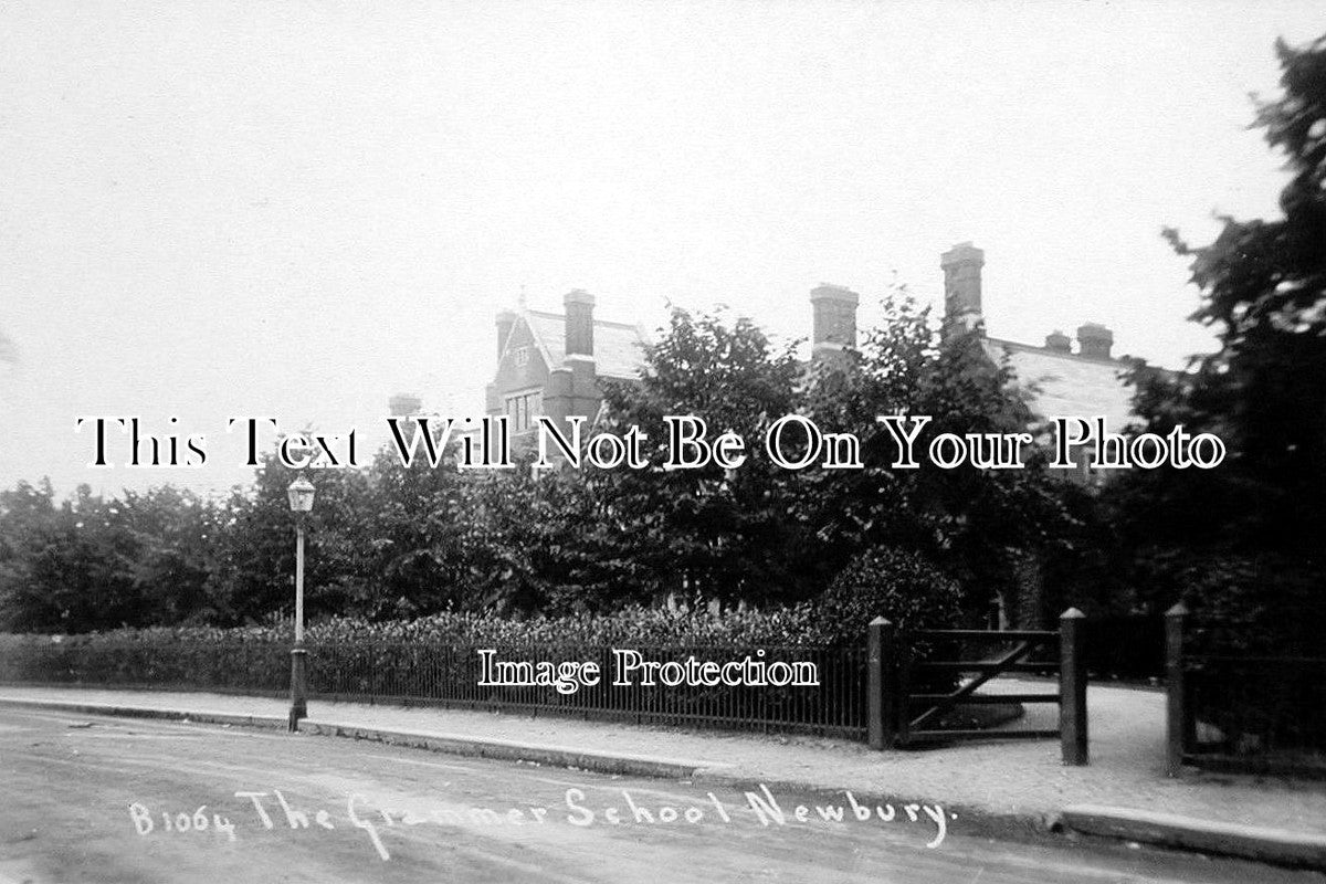 BK 617 - The Grammar School, Newbury, Berkshire