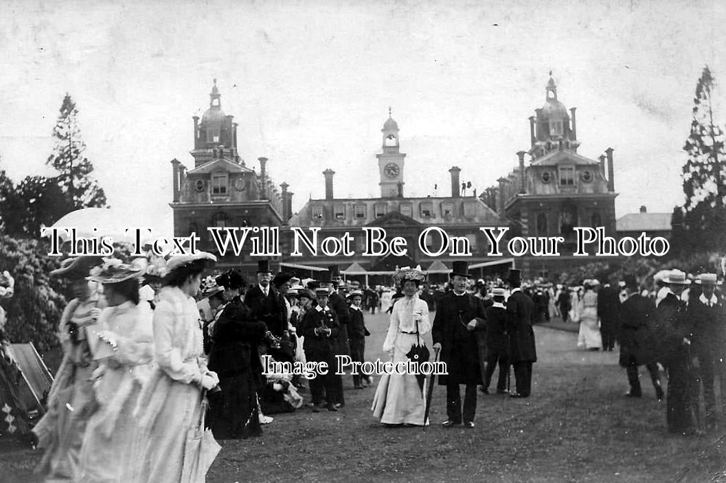 BK 659 - Wellington College, Berkshire