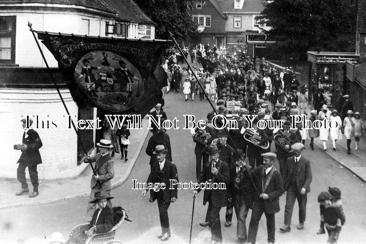 BK 663 - Parade & Band, Pangbourne, Berkshire c1911