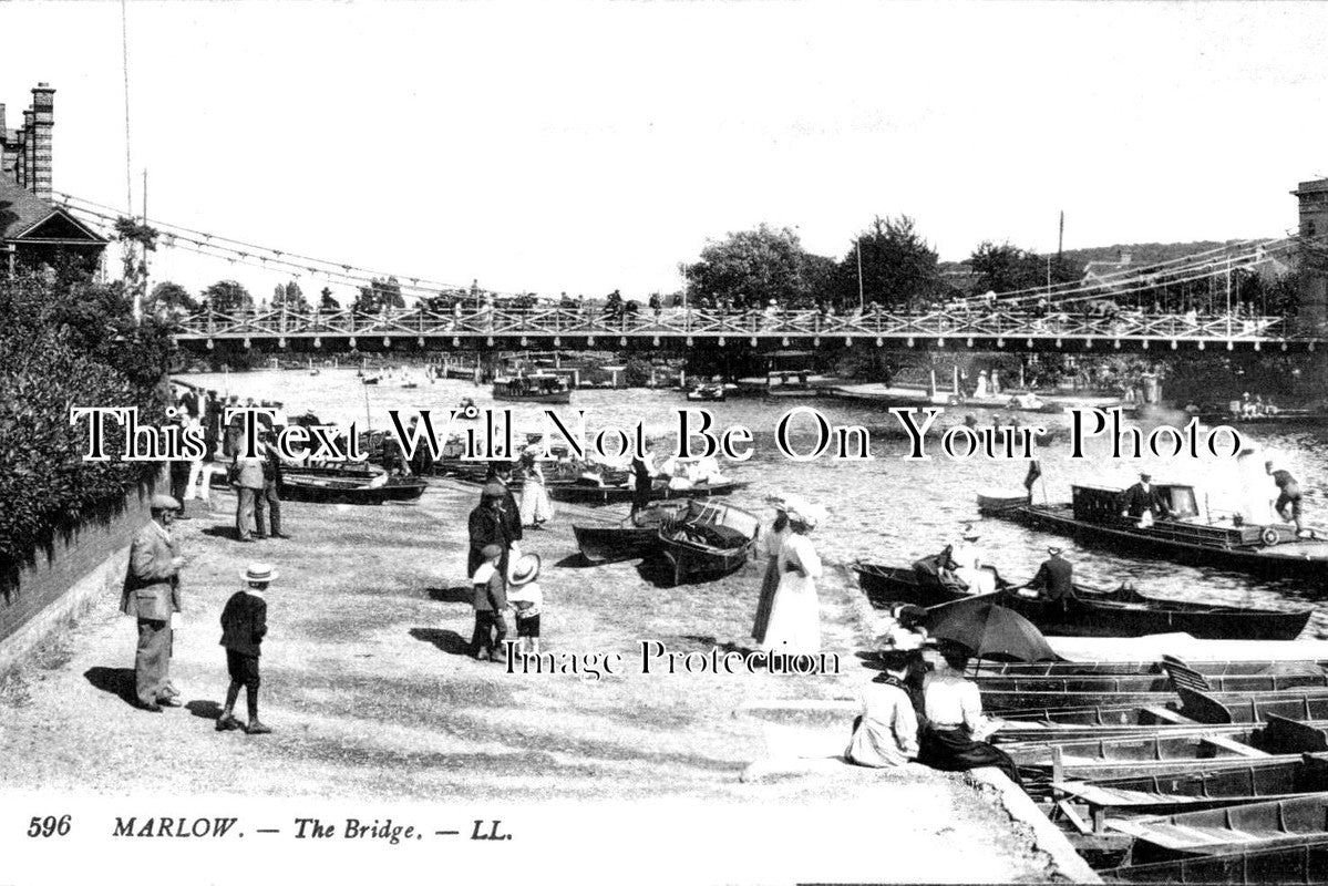 BU 1076 - The Bridge, Marlow, Buckinghamshire