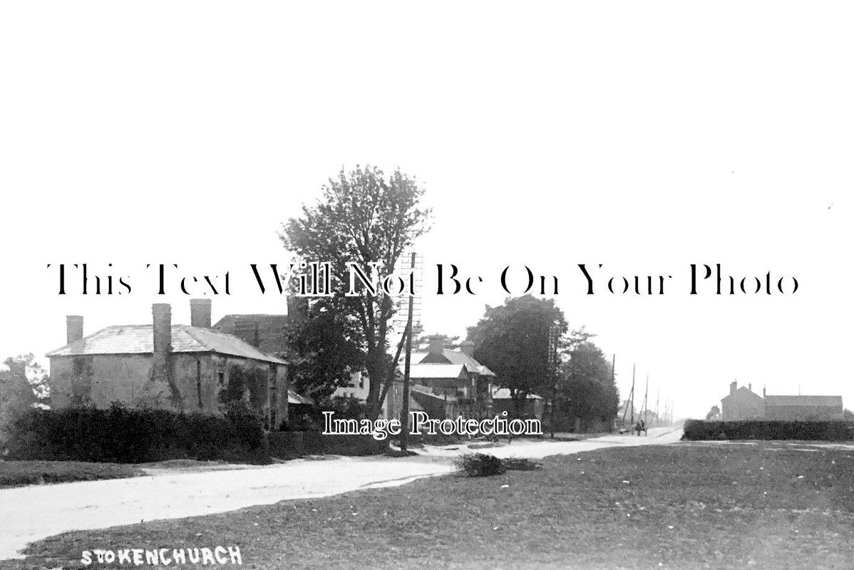 BU 1102 - Stokenchurch, Buckinghamshire