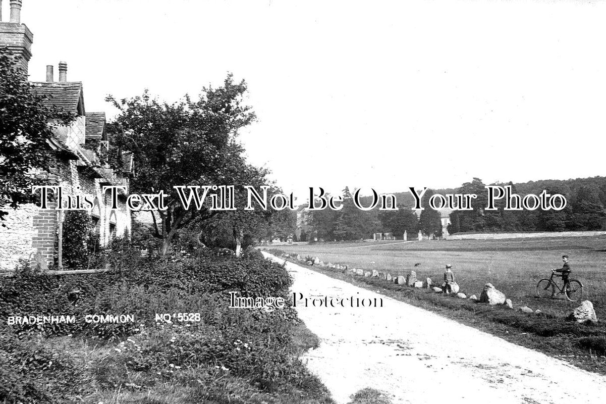BU 1150 - Cottage At Bradenham Common, Buckinghamshire c1906