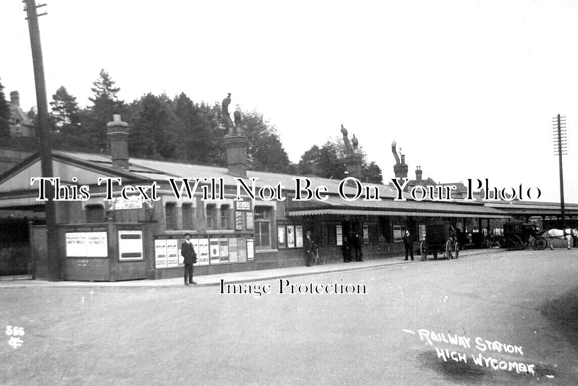BU 1709 - High Wycombe Railway Station, Buckinghamshire