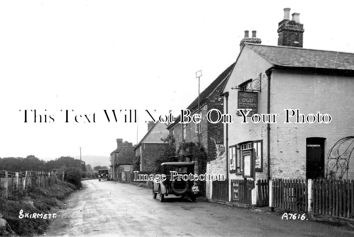BU 1925 - The Old Crown Pub, Skirmett, Buckinghamshire