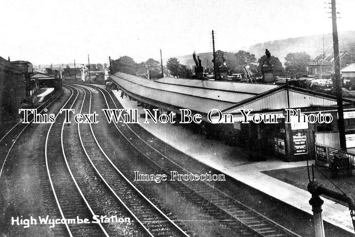 BU 2182 - High Wycombe Railway Station, Buckinghamshire c1920
