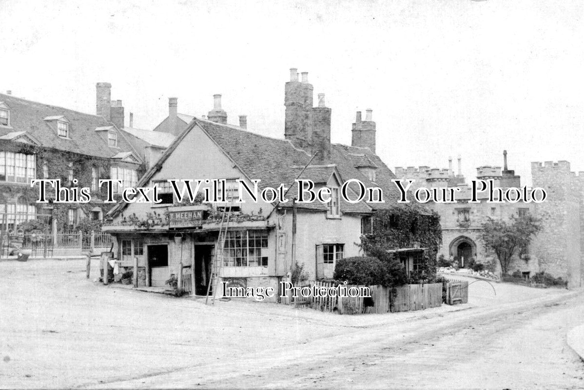 BU 2324 - T Meehan Hairdressers Shop, Buckingham, Buckinghamshire