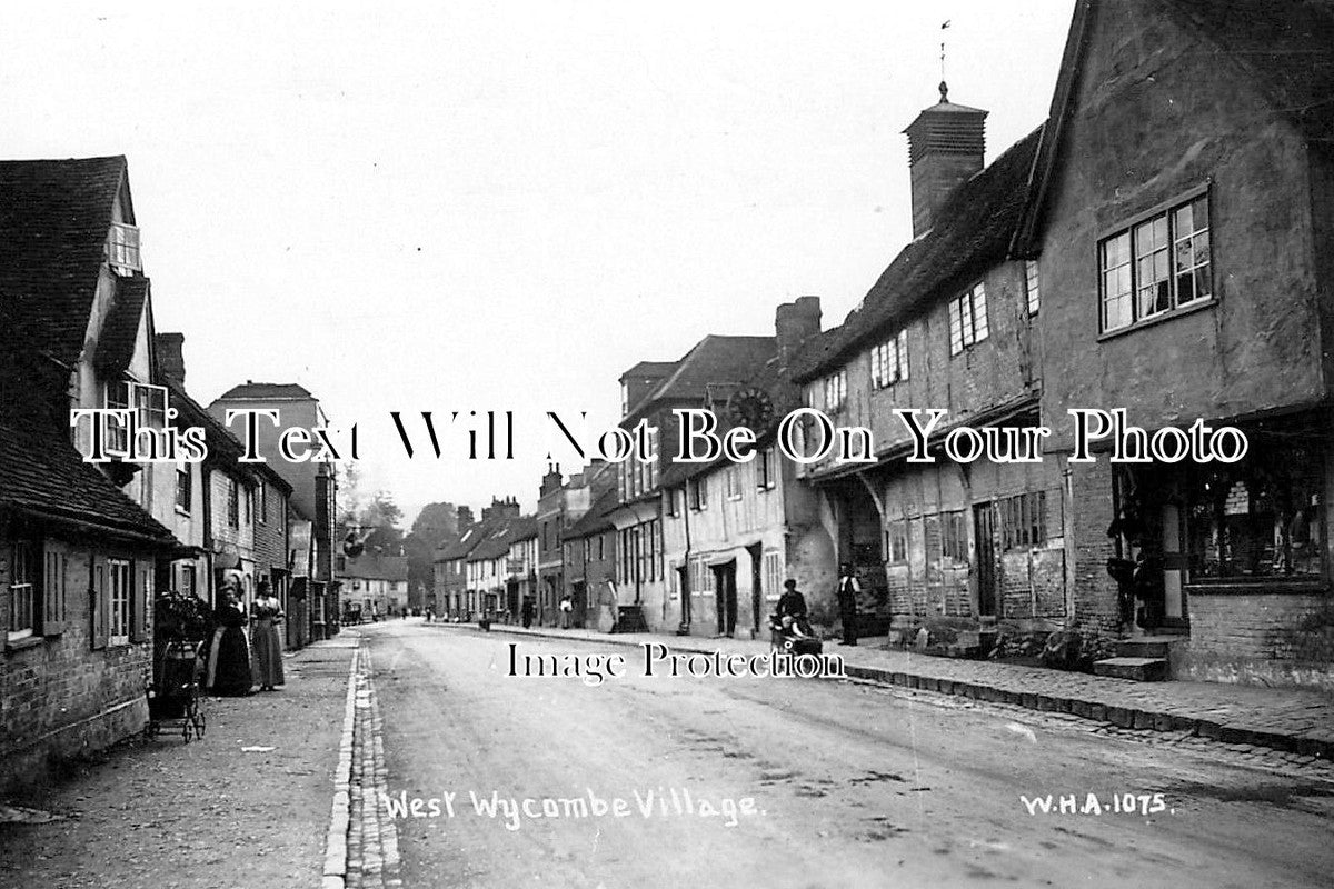 BU 461 - West Wycombe Village, Buckinghamshire c1916