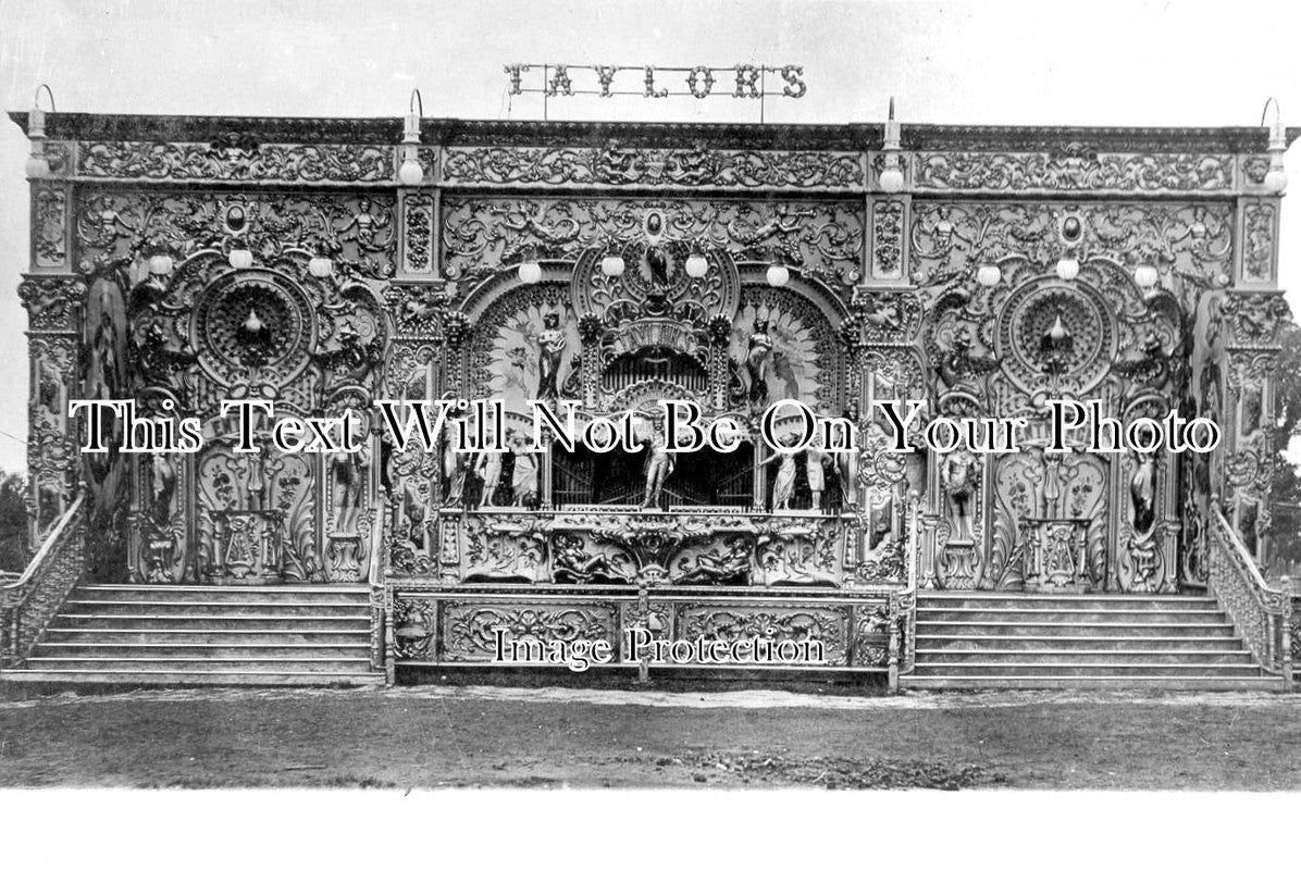 BU 833 - Taylors Fairground Attraction By Walford of Fenny Stratford, Buckinghamshire