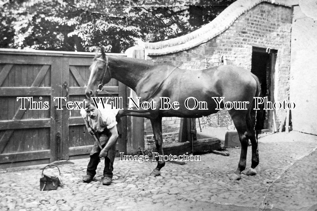 BU 86 - Blacksmith, Winslow, Buckinghamshire c1905