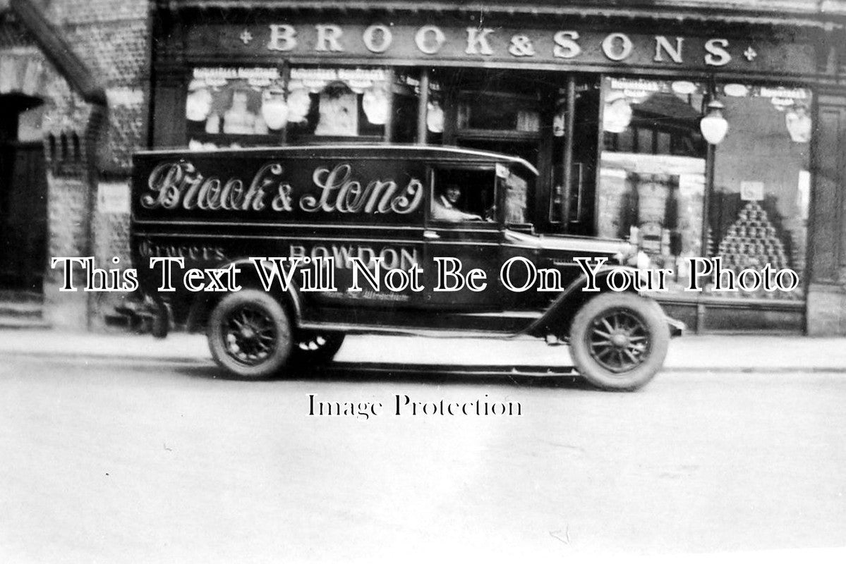 CH 1184 - Brook & Sons Grocer Van & Shop Front, Bowdon, Cheshire