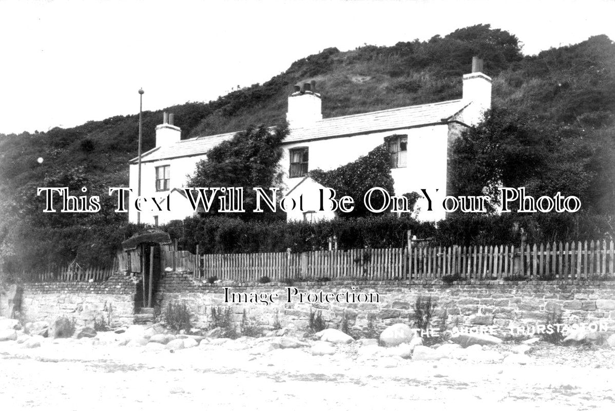 CH 1608 - The Shore, Thurstaston, Cheshire