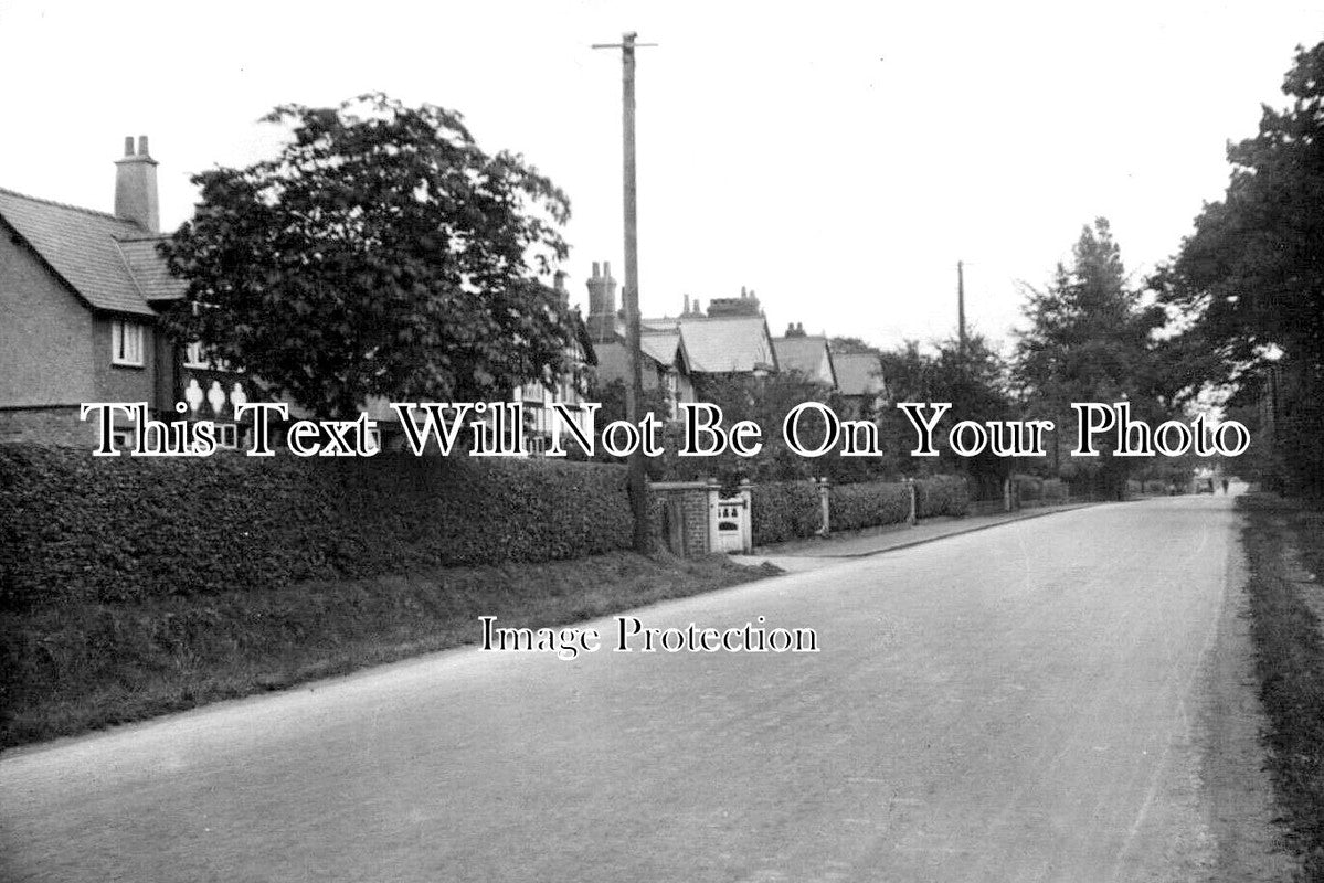 CH 2017 - Main Road, Sandiway, Cheshire