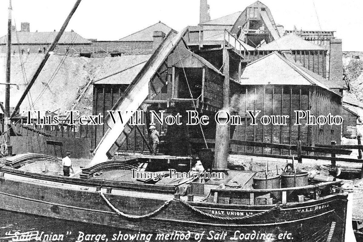 CH 2184 - Salt Union Barge Loading Salt, Northwich, Cheshire c1910