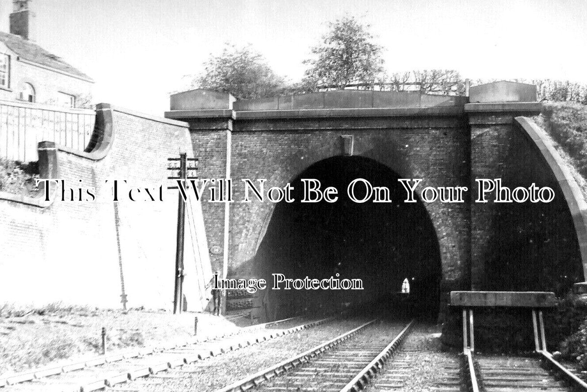 CH 2329 - The Railway Tunnel, Macclesfield, Cheshire c1925