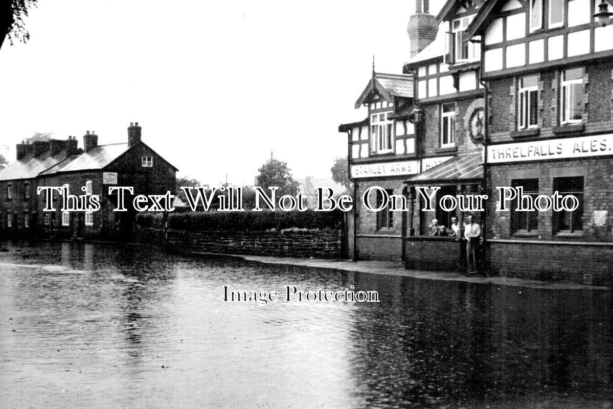 CH 2421 - Stanley Arms Pub, Eastham, Cheshire