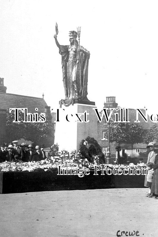CH 2937 - Crewe War Memorial, Cheshire