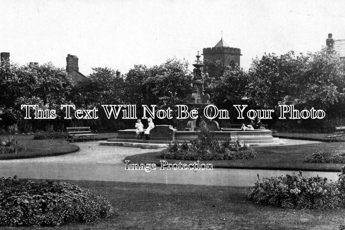 CH 39 - Gladstone Memorial Fountain, Widnes Park, Cheshire