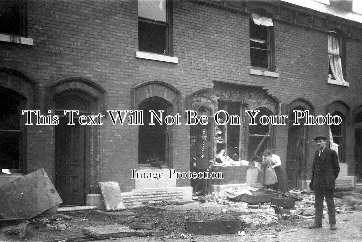 CH 515 - Gas Explosion, Ashton Under Lyne, Cheshire c1917