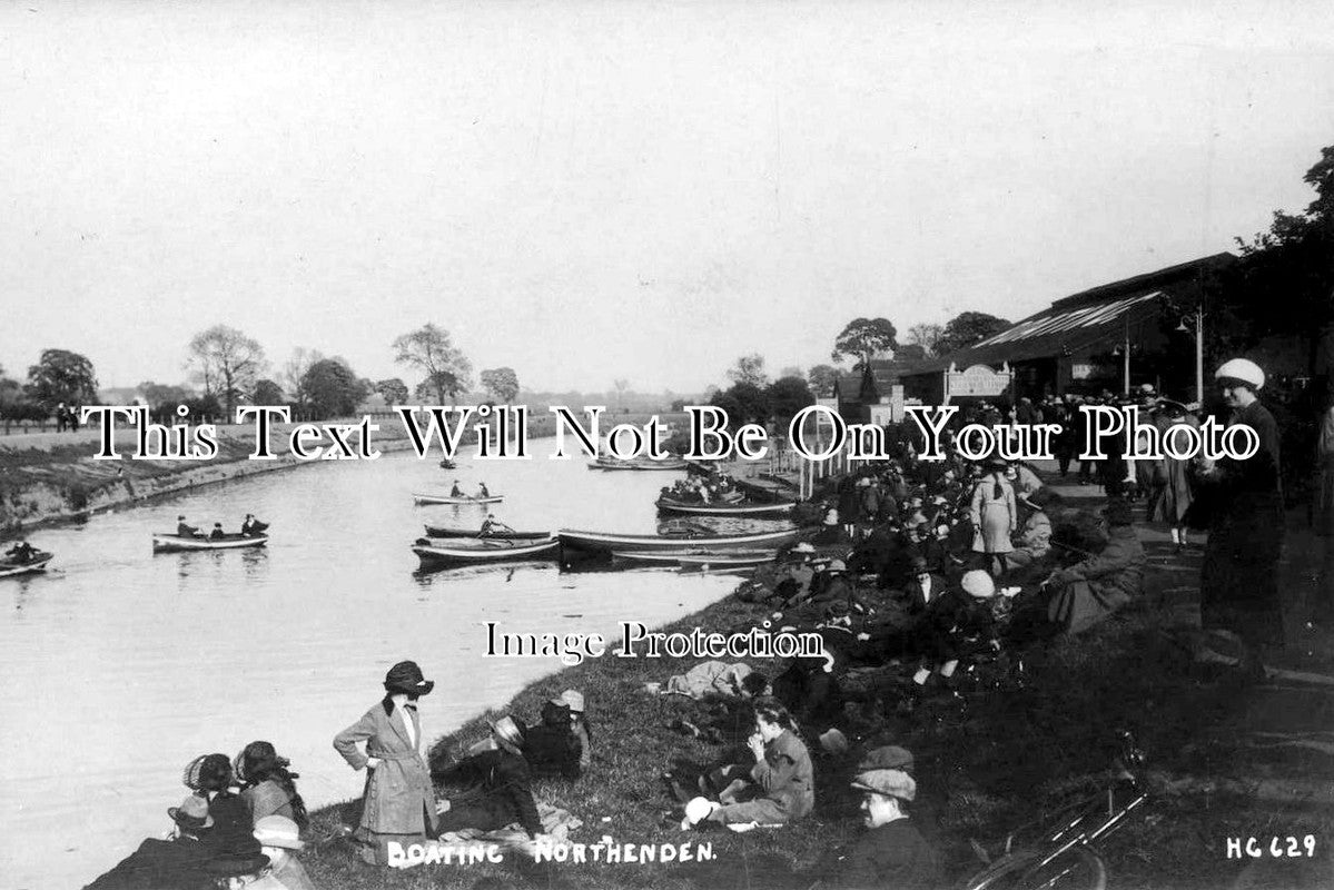 CH 735 - Boating At Northenden, Cheshire