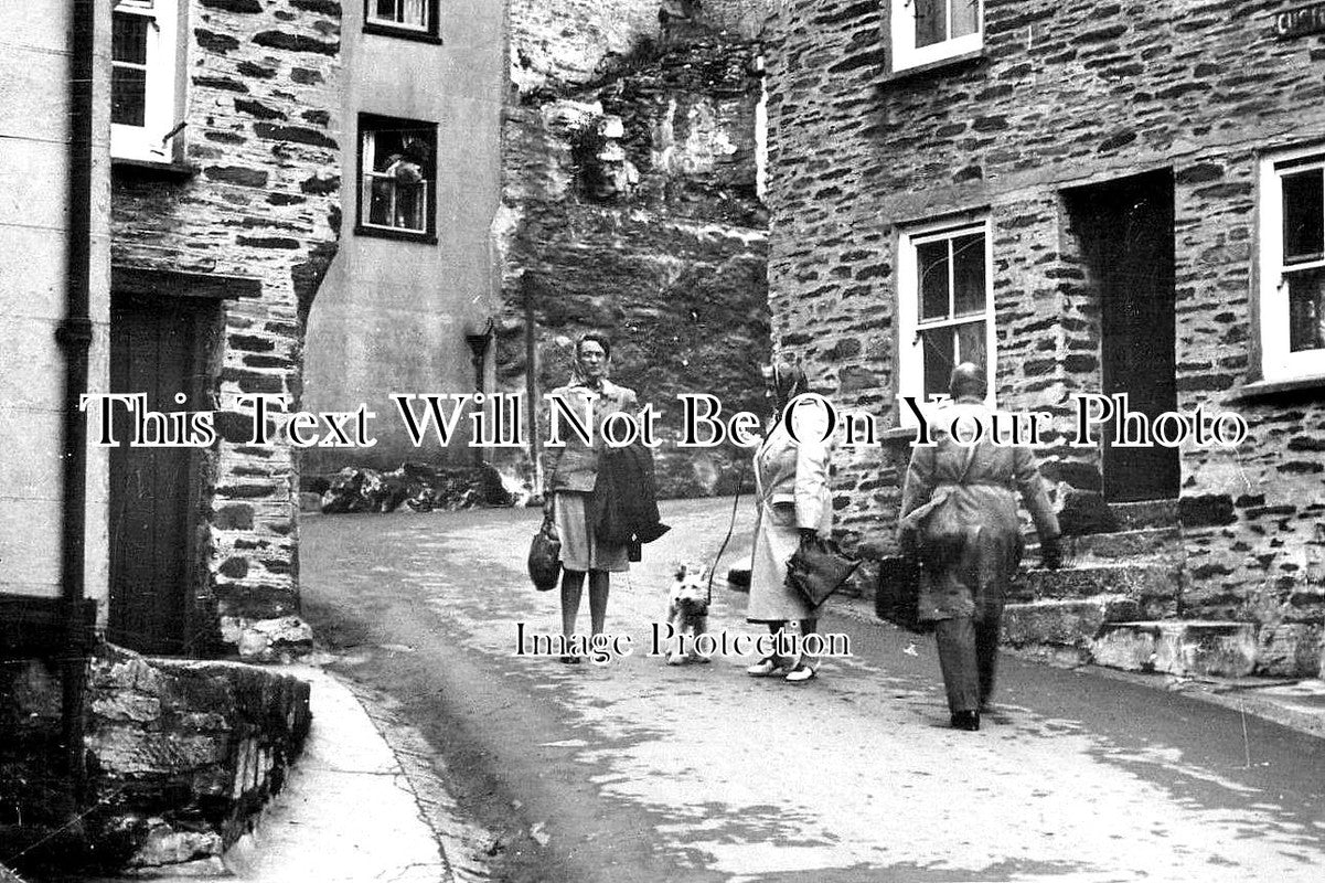 CO 1208 - Custom House Hill, Fowey, Cornwall