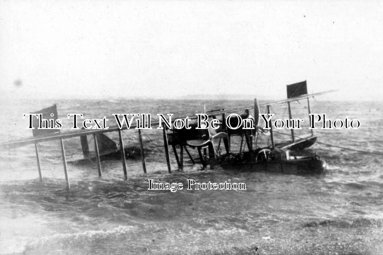 CO 183 - Sunken Sea Plane, Scilly Isles, Cornwall