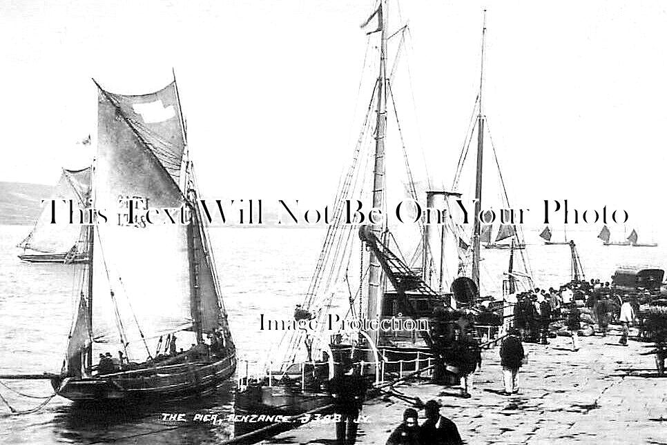 CO 2428 - The Pier, Penzance, Cornwall