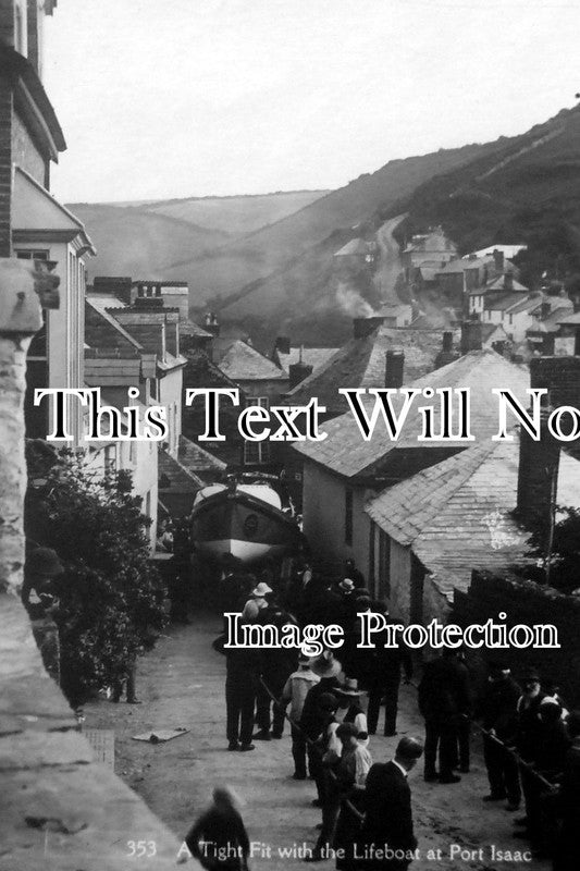 CO 256 - A Tight Fit With The Lifeboat, Post Issac, Cornwall c1920