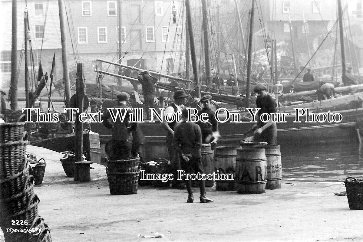 CO 2609 - Mevagissey Fisherman, Cornwall